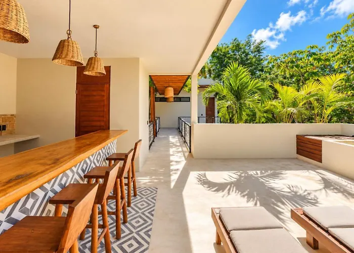 Elegant Boho 3 Pools And Jacuzzi *